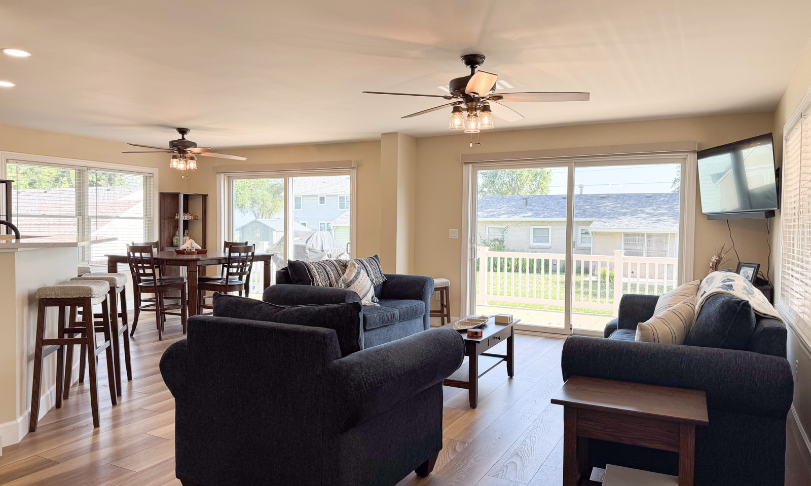 Amherst living dining